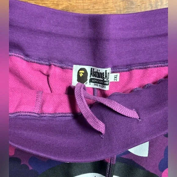 Authentic *NEW* BAPE purple camo shark sweat shorts 🦈